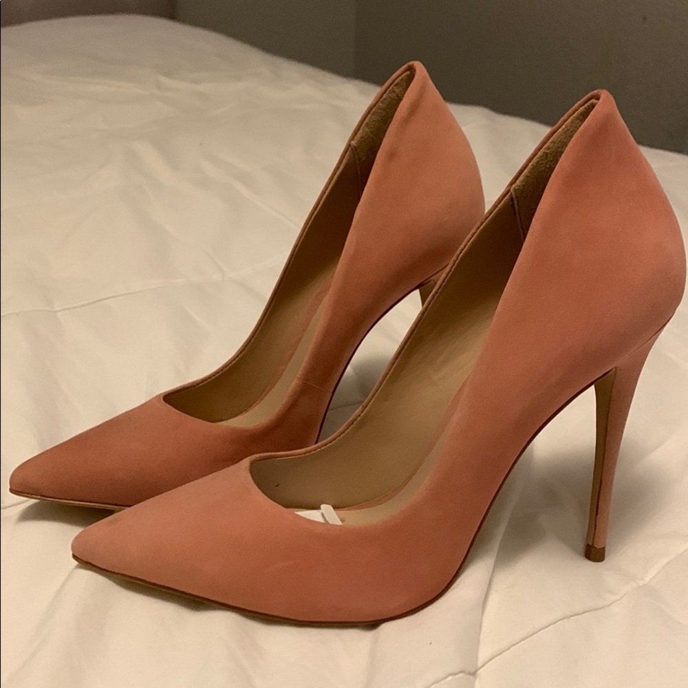Chic Pink Stiletto Heels with Pointed Toe
